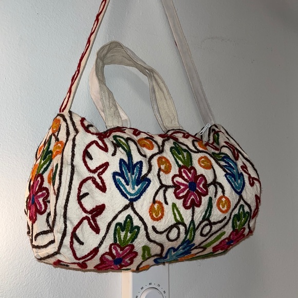Handbags - Embroidered duffle bag